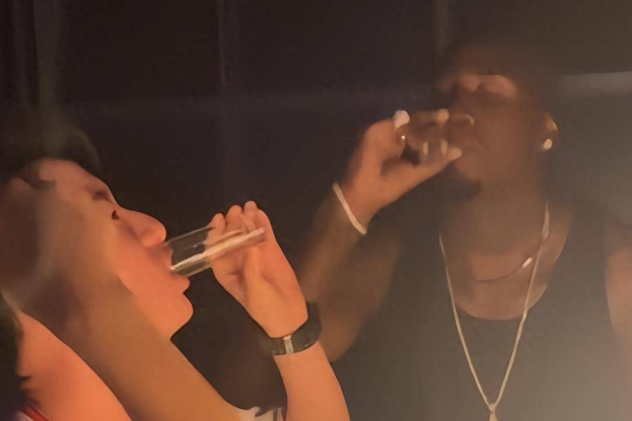 昭和背德儿和昭和公婆的照片